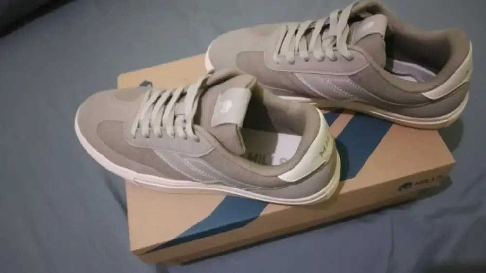 Sepatu Mills Like New !!!