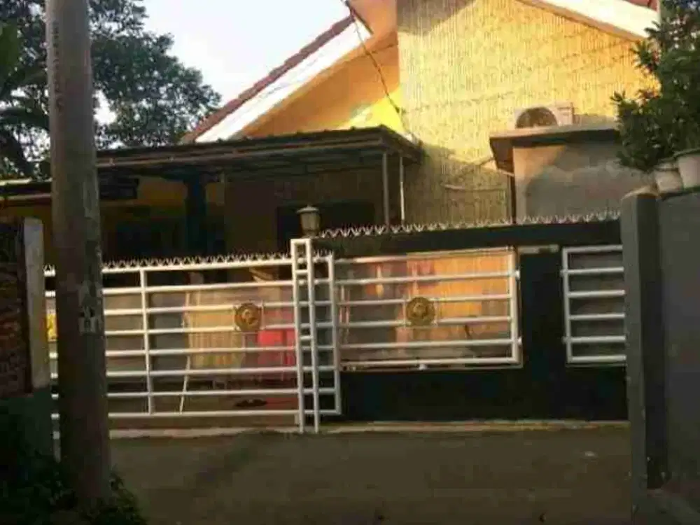 Di jual rumah secondary di ksu sukmajaya depok