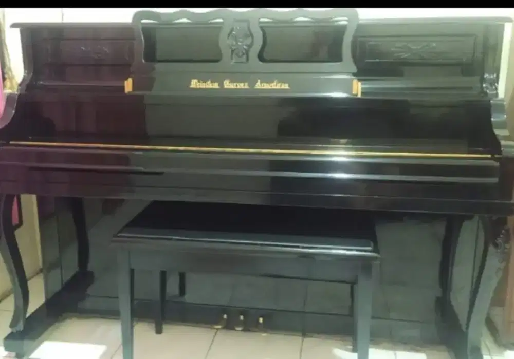 Piano Akustiq Merk Weinsten