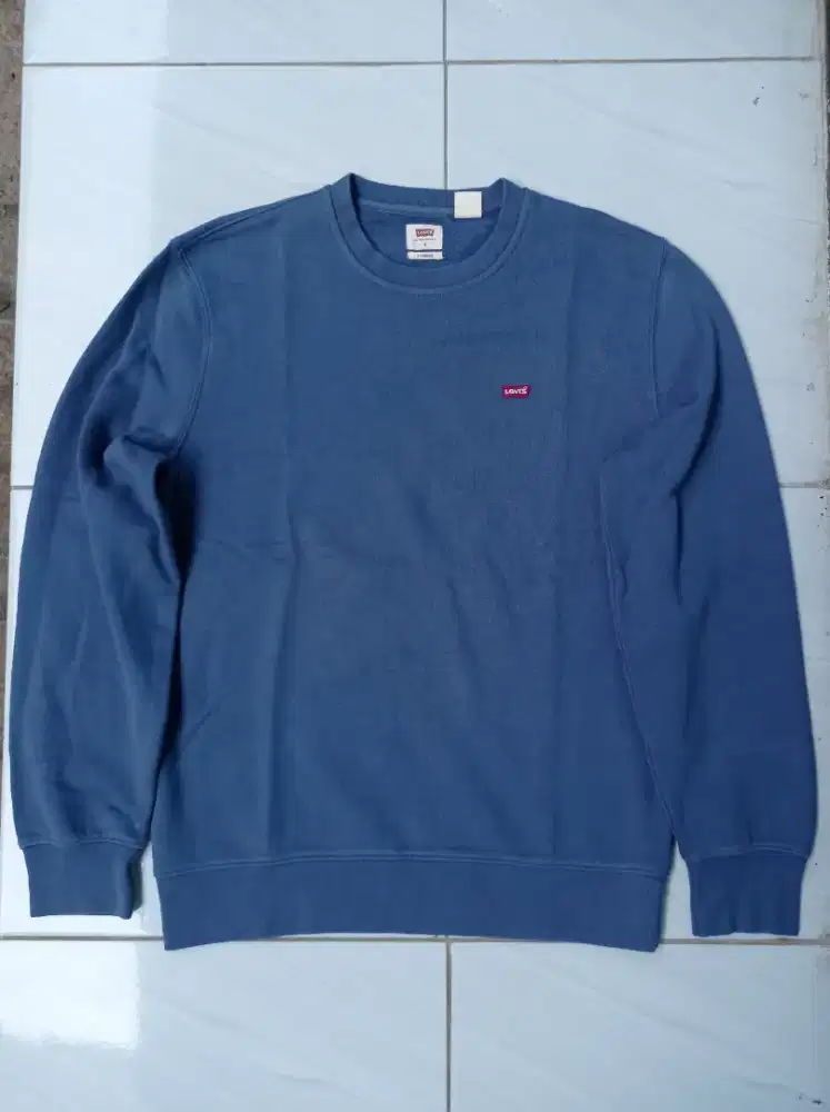 Jual switer pria levi's original made in Pakistan