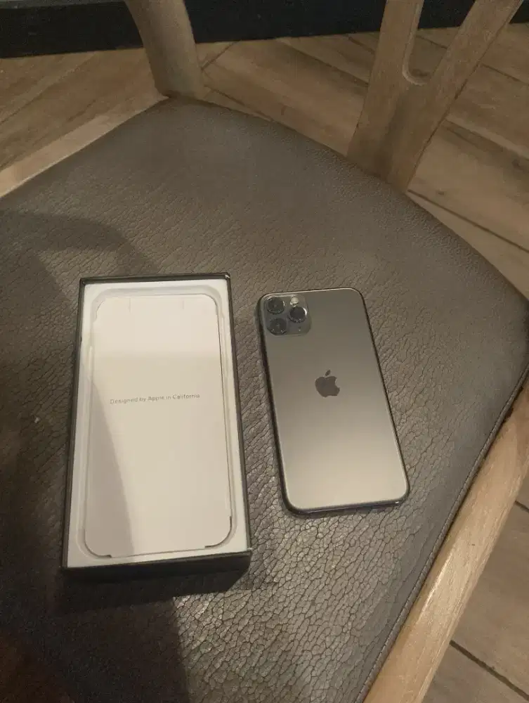 Iphone 11 pro max 256gb mampu baru