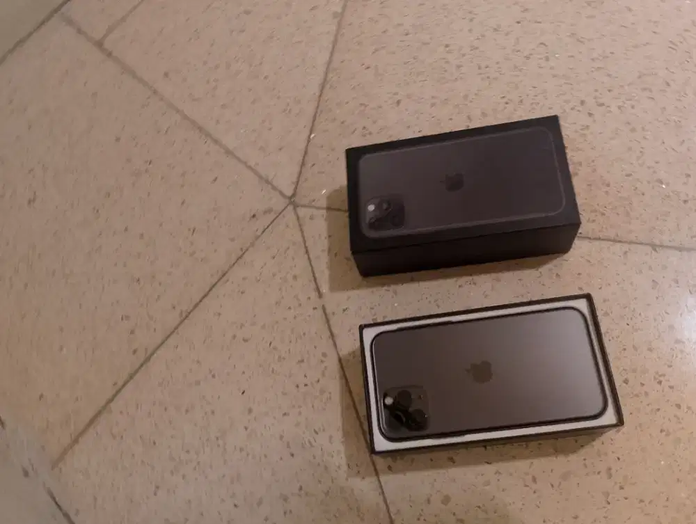 Iphone 11 pro max 256gb emang iyaa
