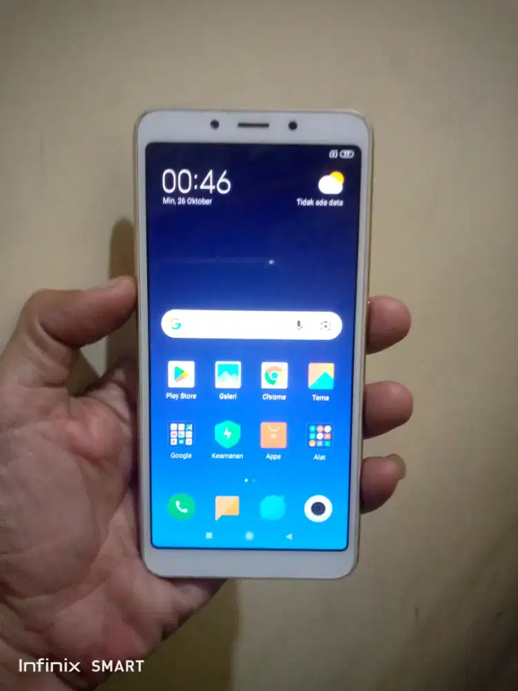 Xiaomi 6a ram 2/16 jaringan 4g