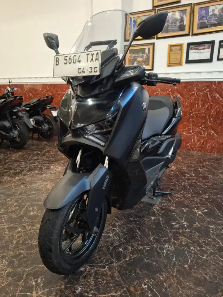 HUB KOM DP PROMO XMAX CONNECTED 2025 LIKE NEW BERGARANSI FREE OLI