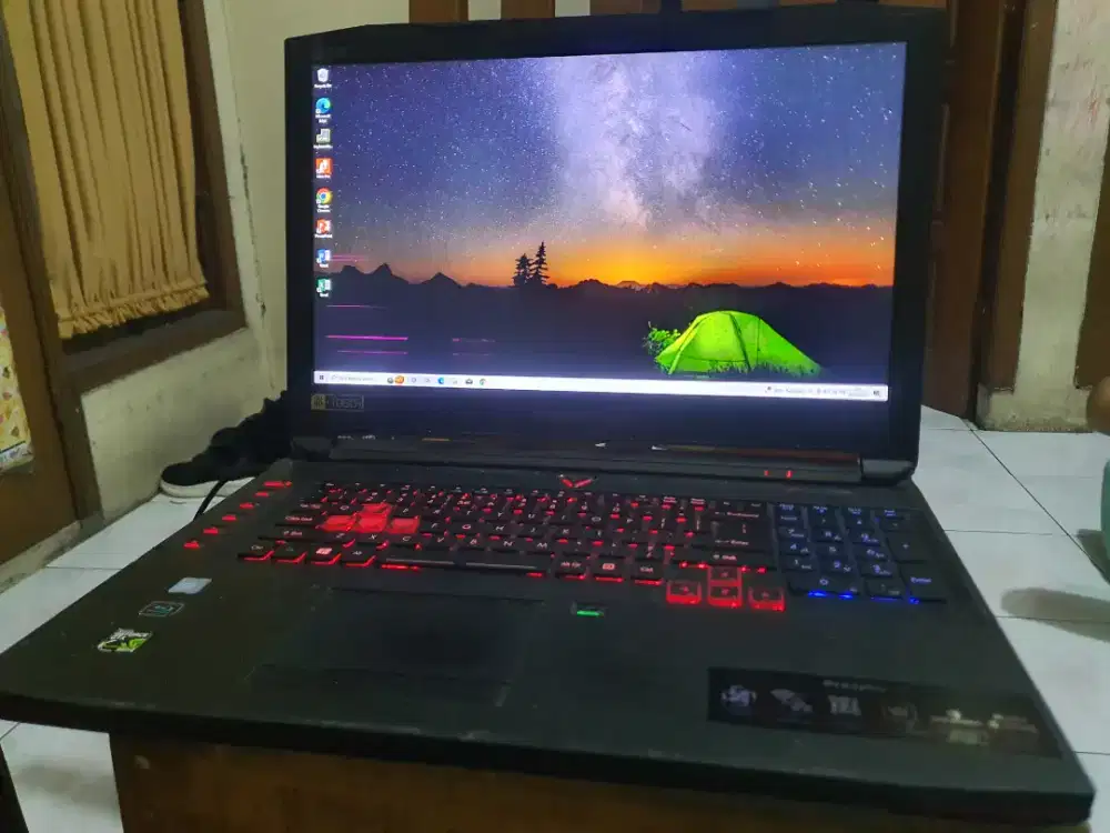 Laptop  Acer Predator 17 Min LCD garis, Keyboard, Btre drop, Nego