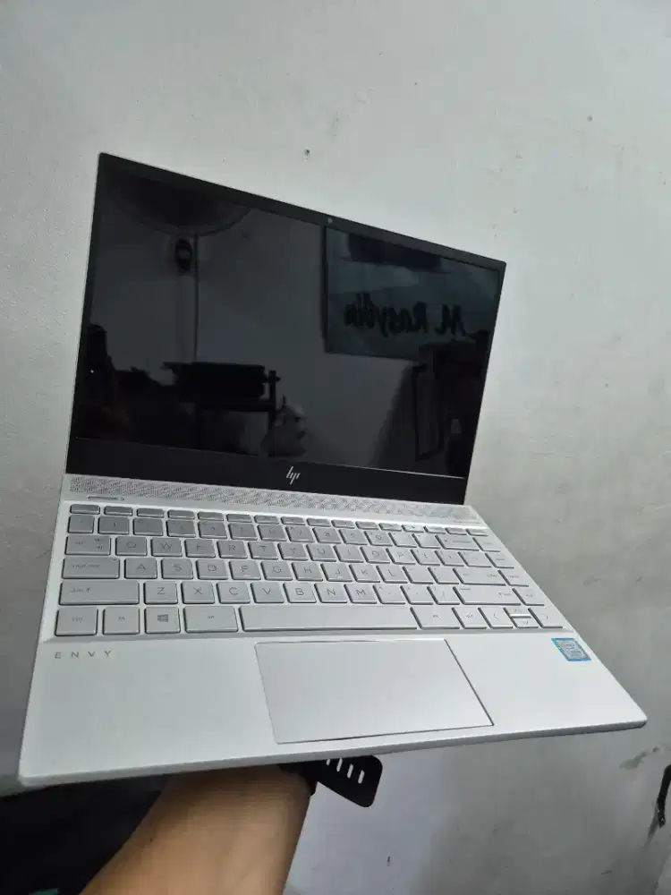 Laptop HP Envy Super slim