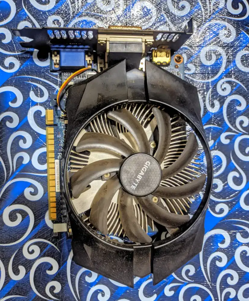VGA card GT 740 2 gb ddr3 128 bit