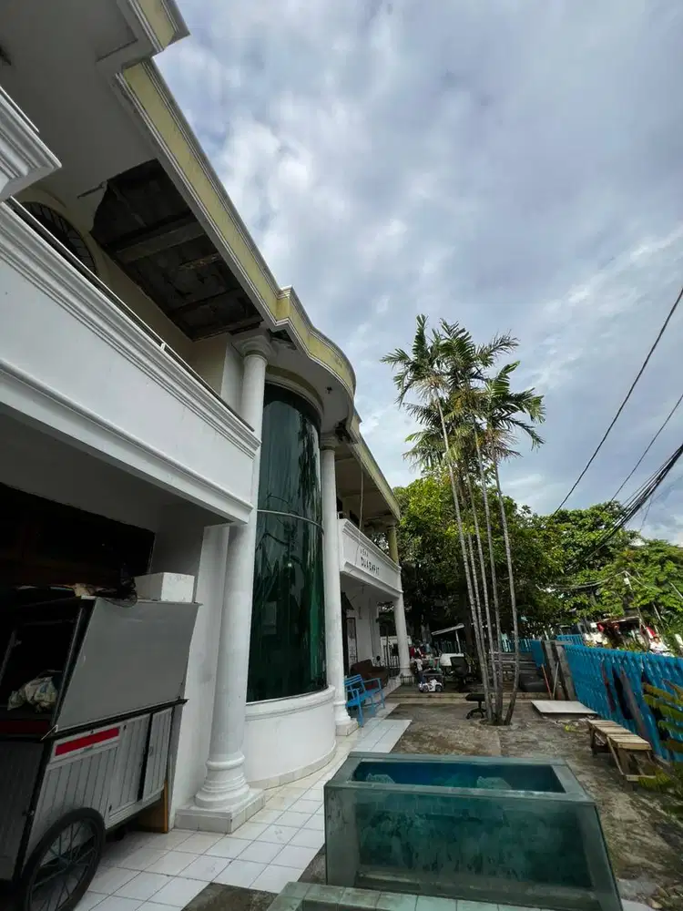 Dijual Tanah dan Bangunan 3 Lantai 100 Kamar di Cempaka Putih SHM