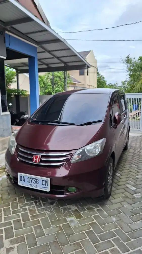 JUAL MOBIL FREED PSD TAHUN 2011