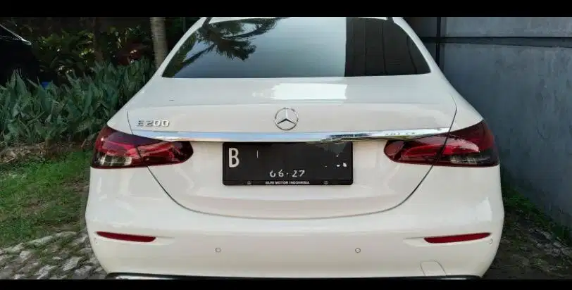Mercedes benz E200 th 2022