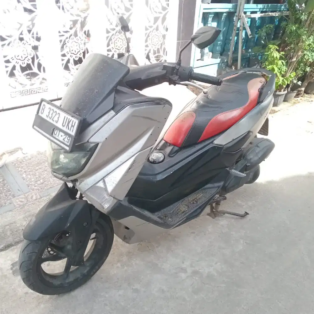 Yamaha Nmax 2015 ss lengkap mesin bagus plat B DKI