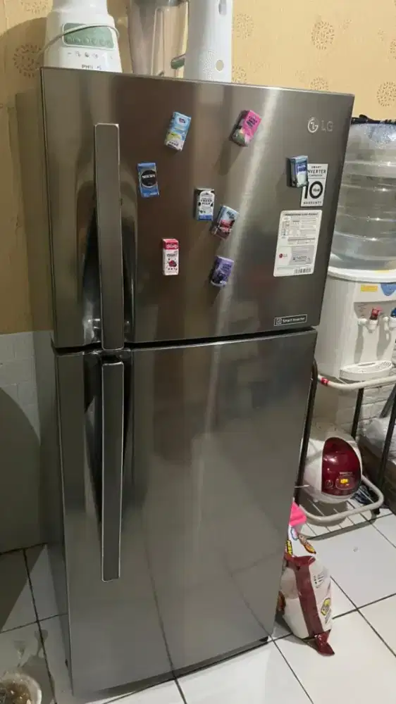 Kulkas LG 2 pintu