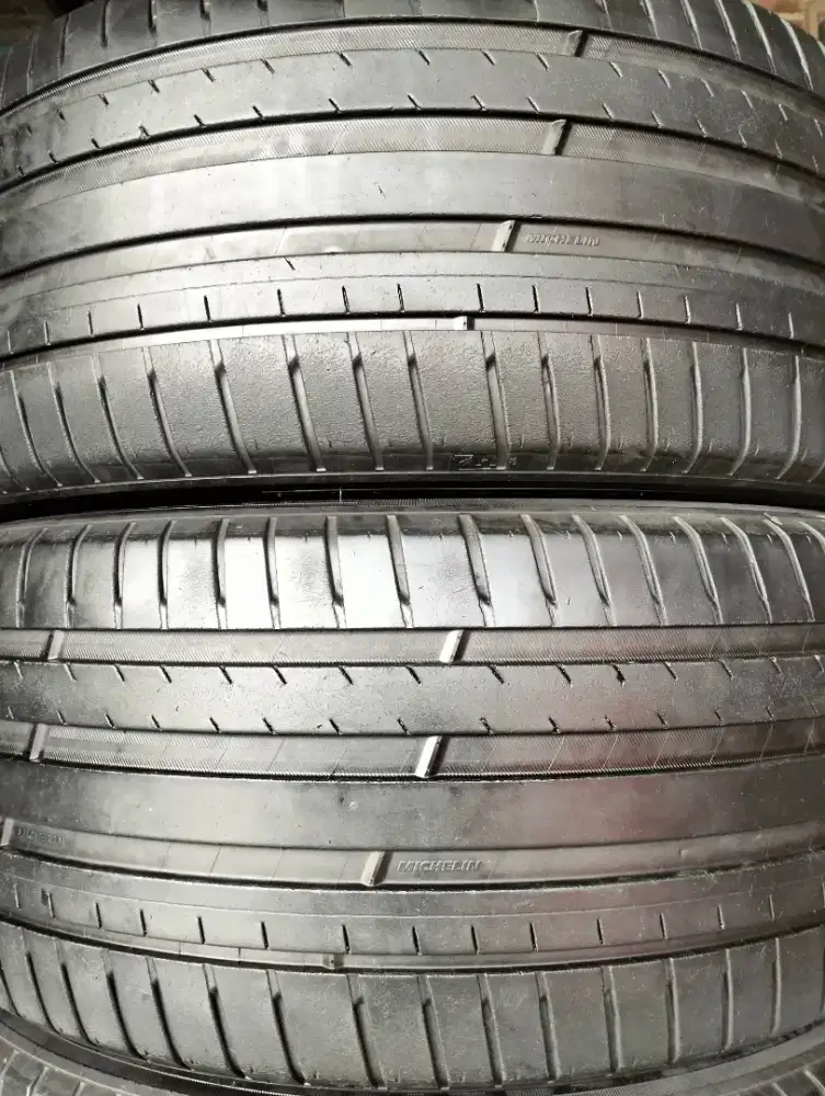 Ban 255/45 r20 michelin pilot sport