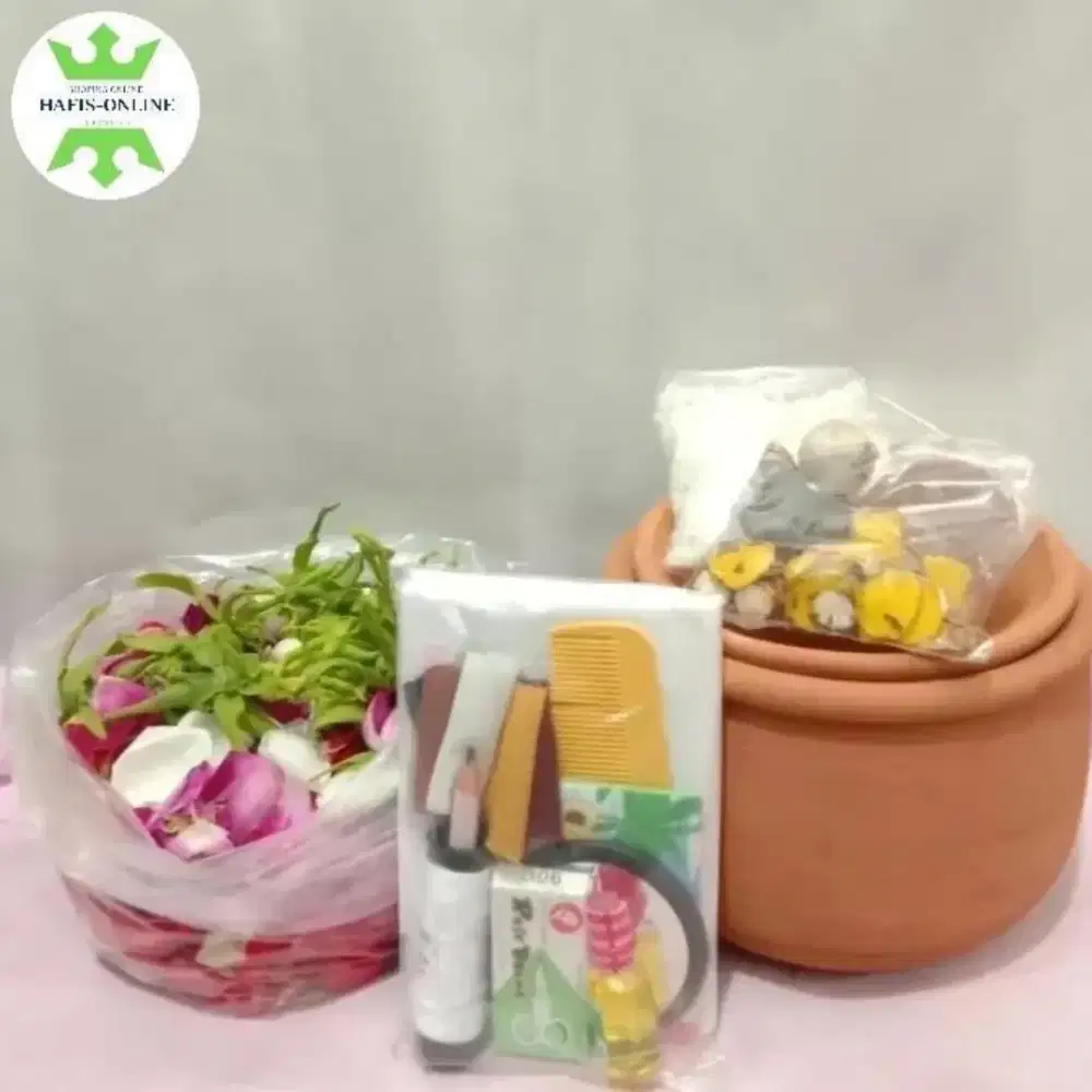 Peralatan kendi Ari Ari lahiran