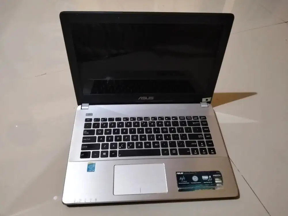 ASUS A450L – Intel Core i5 – SSD 128GB – 64 Bit