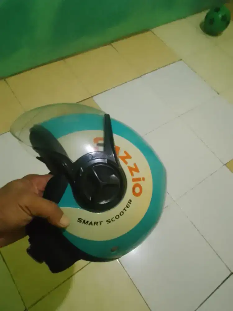 Helm Yamaha fazzio
