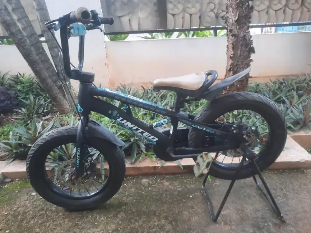 Sepeda anak UNITED TANK 16