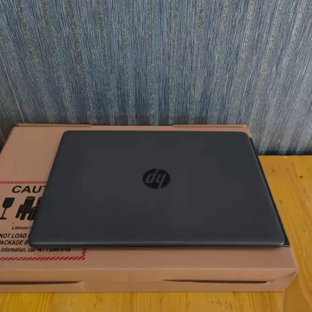HP 240 G7 – Laptop Ringan dan Andal untuk Kebutuhan Sehari-hari