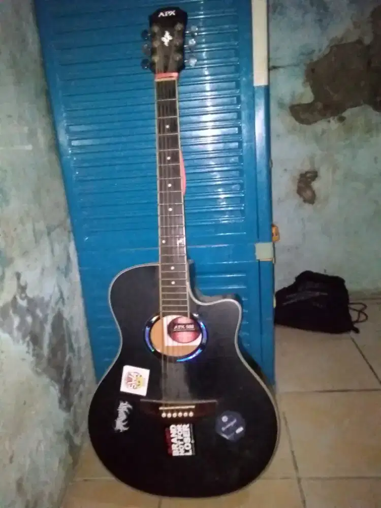 Gitar Apx 500 costum