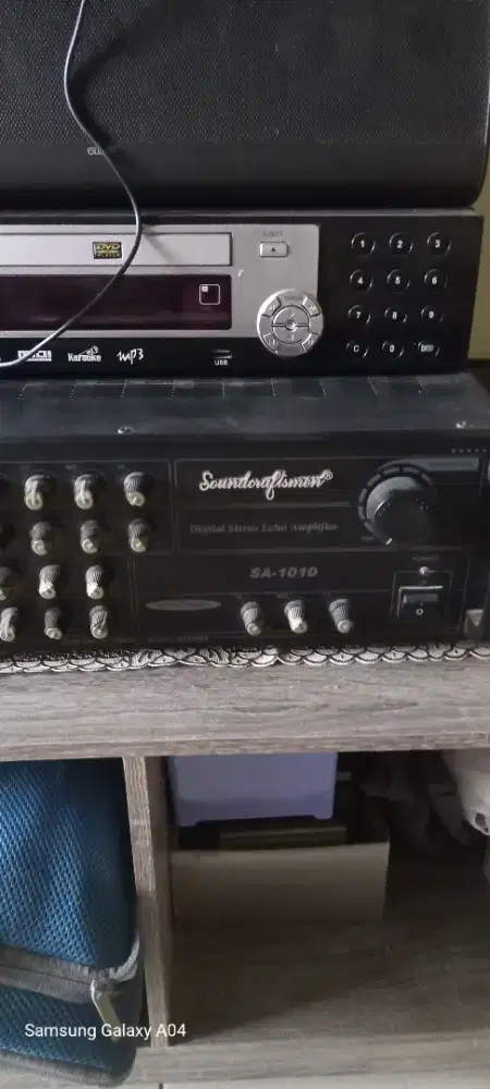 1 set Audio player Karaoke + Speaker