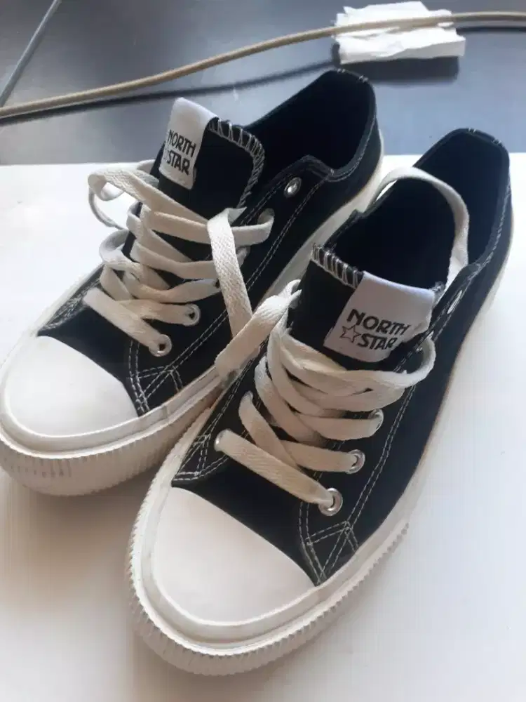 Sepatu Anak North Star