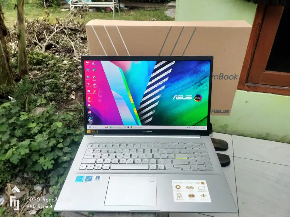 Asus OLED i3 Gen 11 SSD 512 Keyboard Backlit Fullset