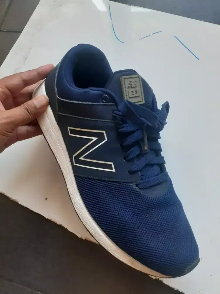 Sepatu New Balance MRL24TC