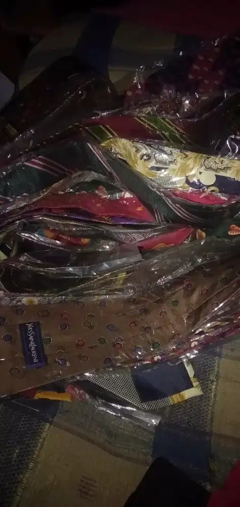 Dijual dasi kantor