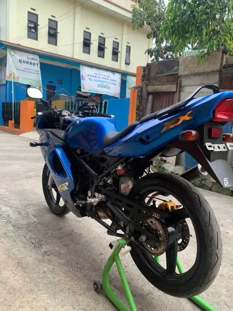 Ninja RR CBU 2006 Biru