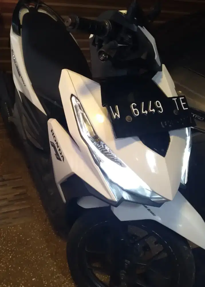 Honda Vario 150cc type Iss  2016 seri tertinggi