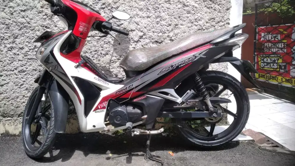 Honda Supra x 125 HELMIN th.2011