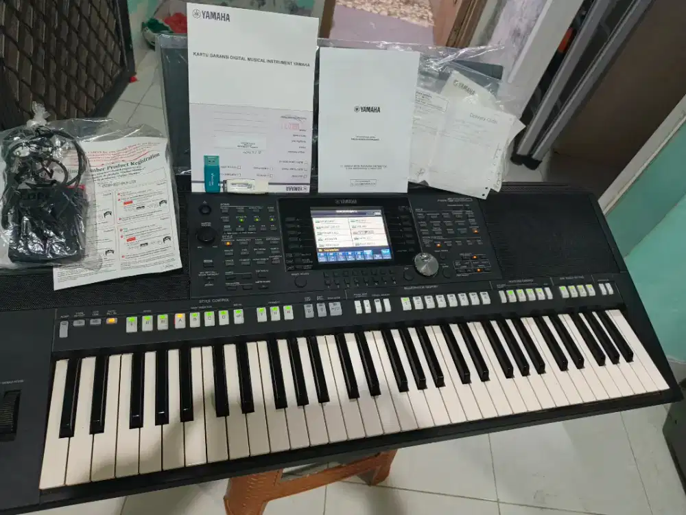 alatmusik piano Yamaha psr s950 Monggo yang memerlukannya psr keyboard