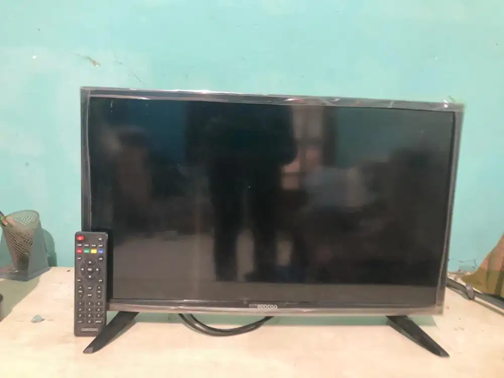 LED tv Cooccaa 24inch analog nego keras