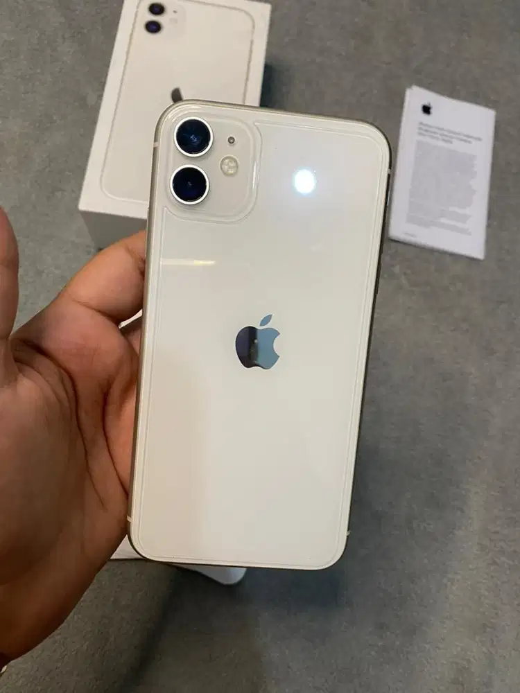 iPhone 11 64 iBox