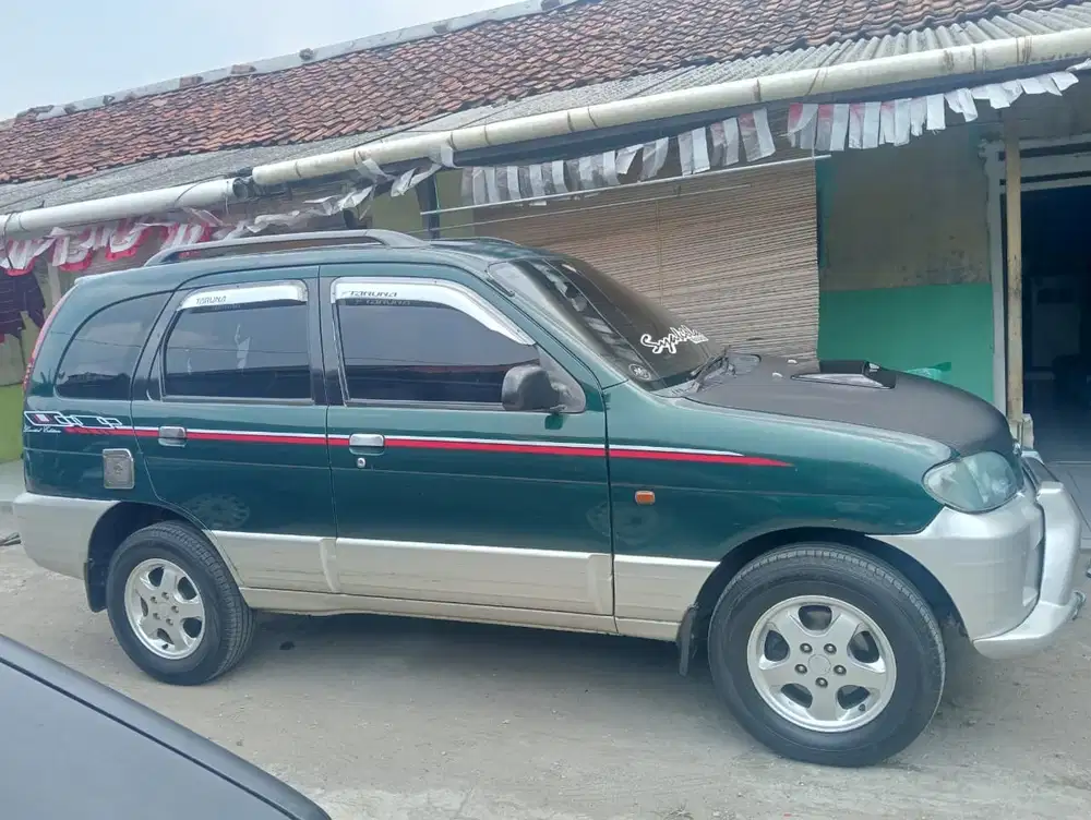 Daihatsu Taruna 2000 Bensin