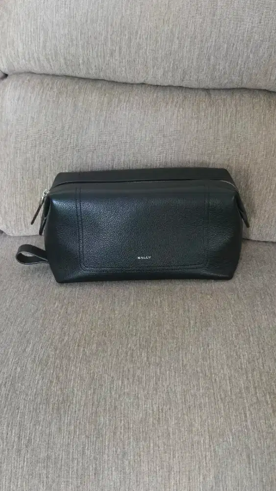 Tas tangan  BALLY