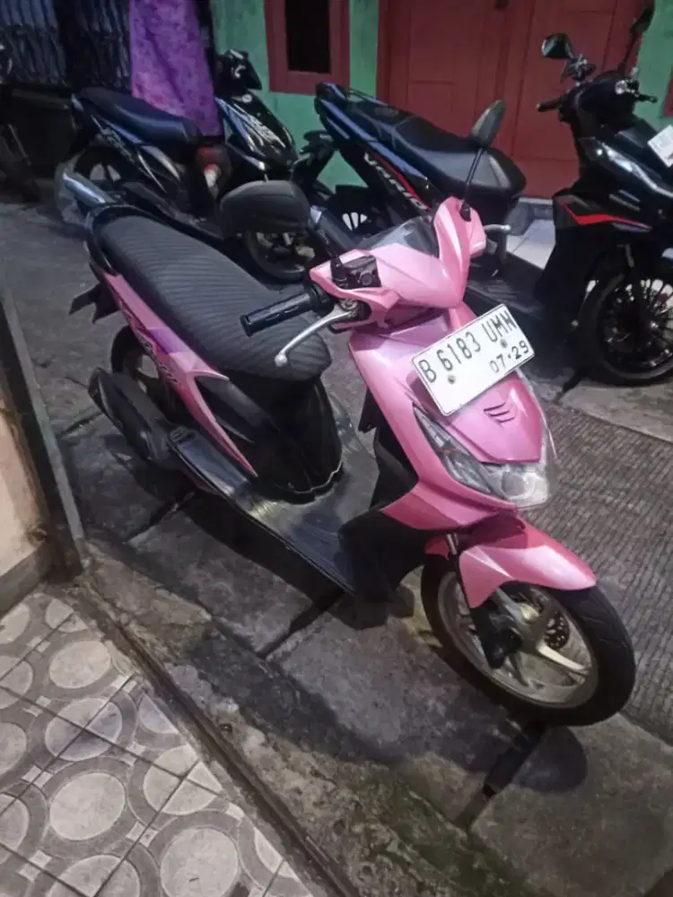 Dijual Honda Beat karbu 2009