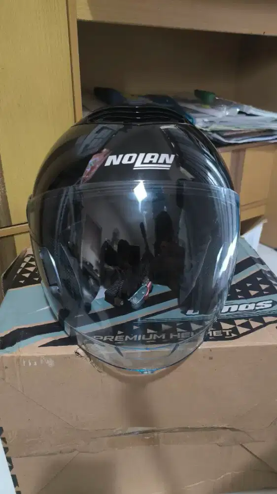 HELM DAN INTERCOM
