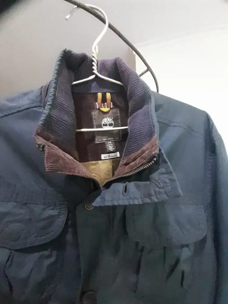 Jaket Bomber merek Timberland