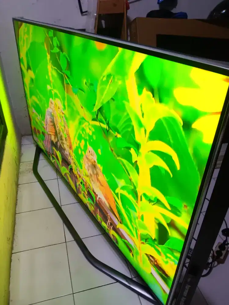 Tv LG 79 inch smart tv