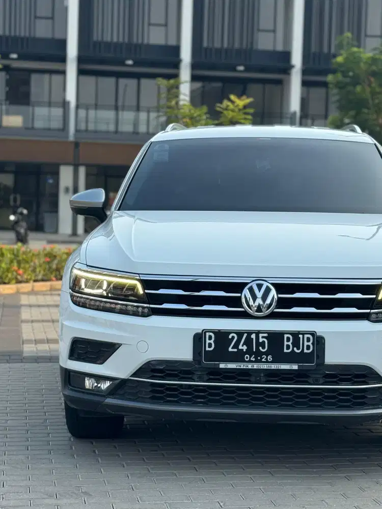 SUV gede dan murah VW Tiguan Allspace AT 2020 Putih