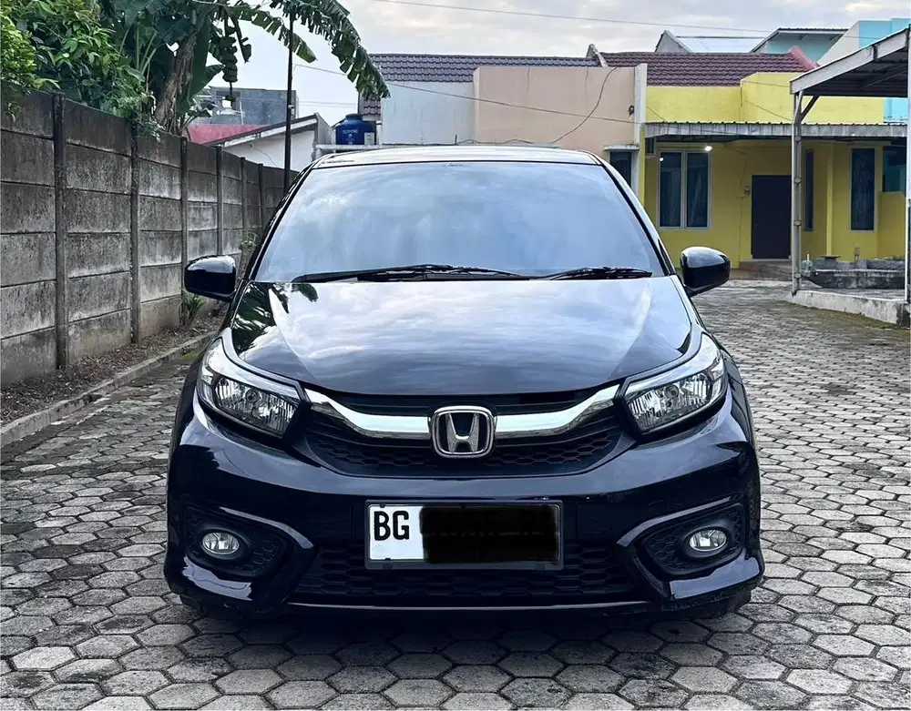 Honda Brio E matic 2020 km rendah full orisinil mulus terawat