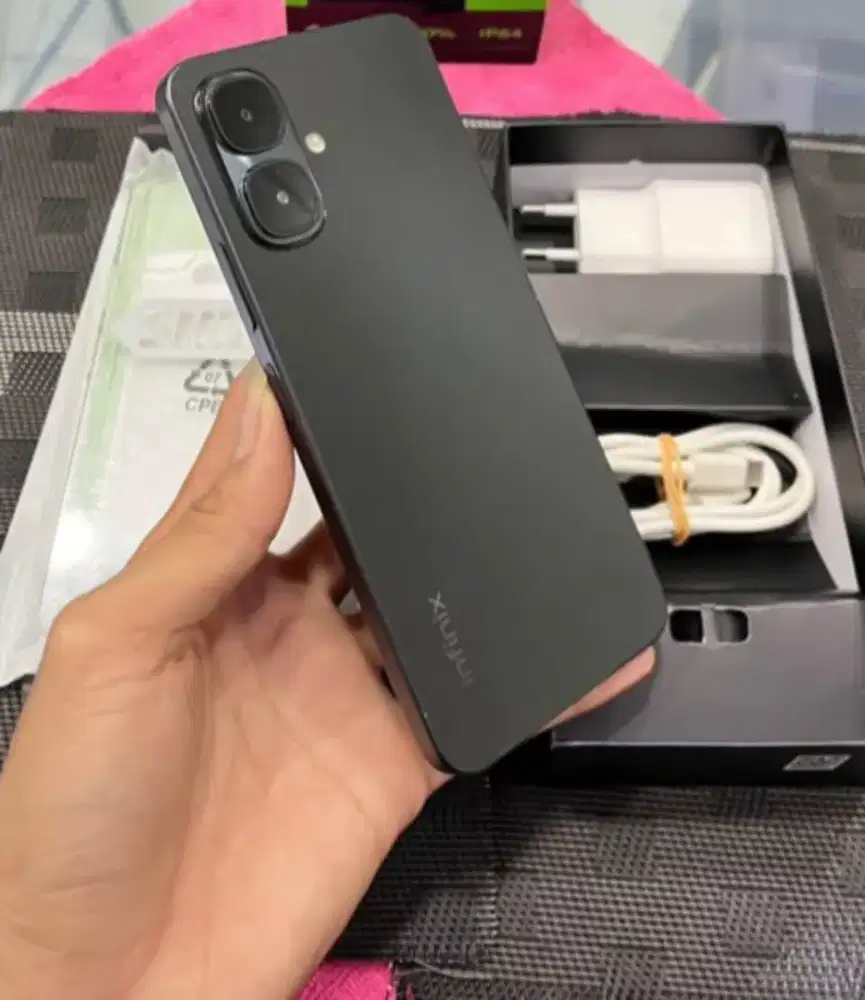 Infinix smart 10 4/64