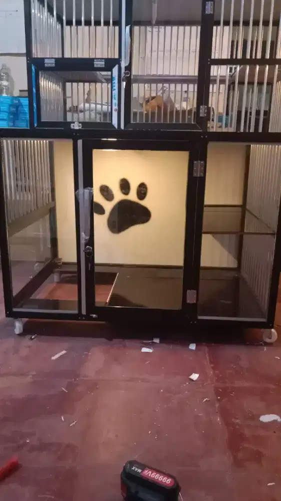 Kandang kucing alumunium