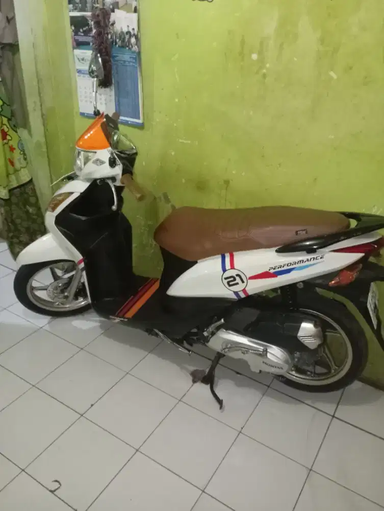Honda Spacy 2012 Limited edition