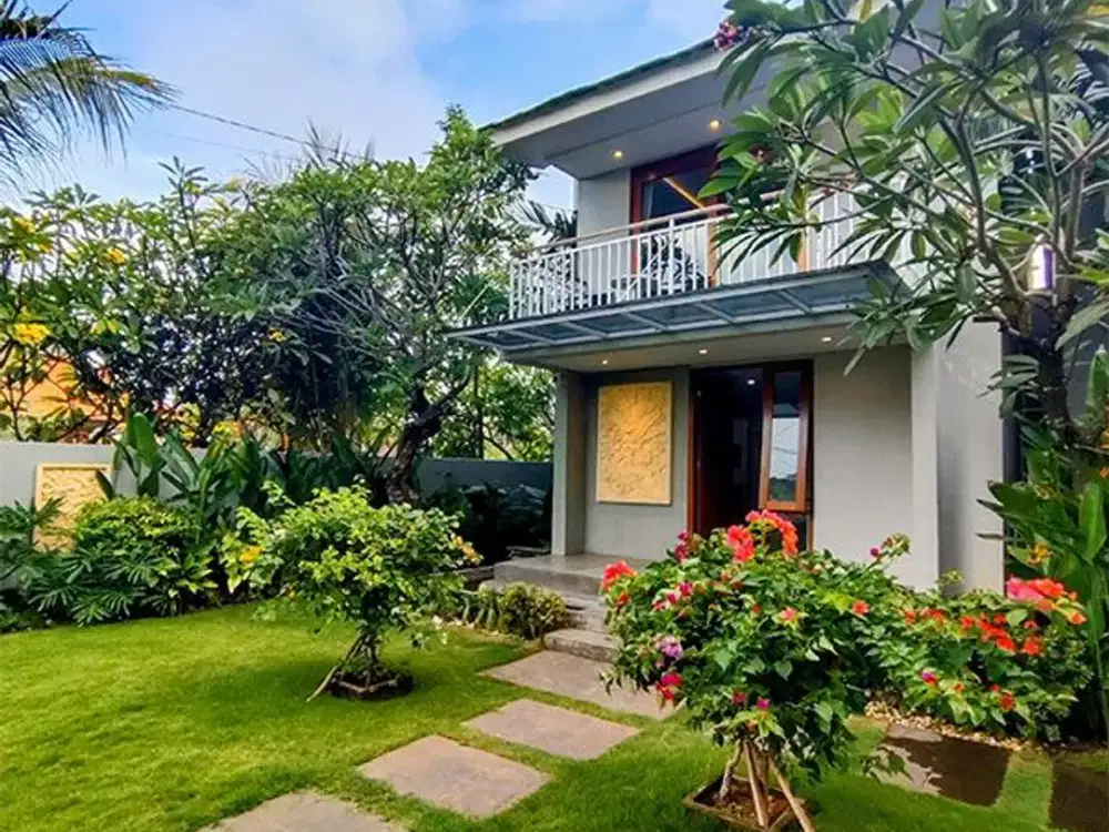 AMR-211.DBG | Exclusive 3-Bedroom Apartment B1 For Monthly Rent in Renon Residence