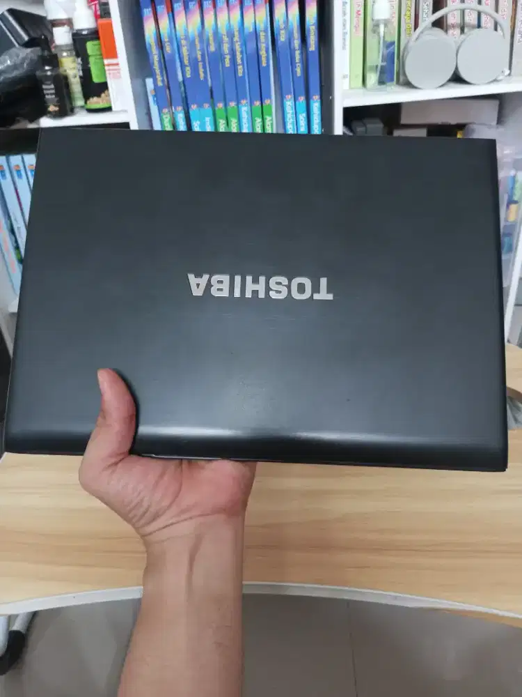 Laptop Toshiba Portege R700 Core i5 Ram 8GB/500GB