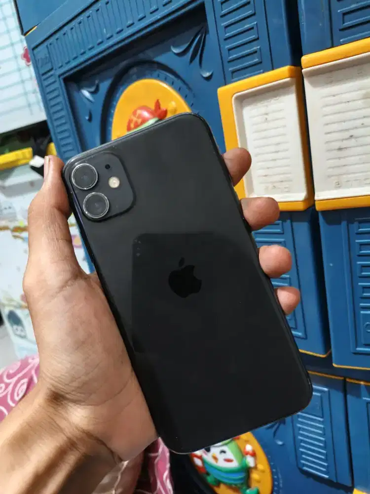 iPhone 11 64gb ibox