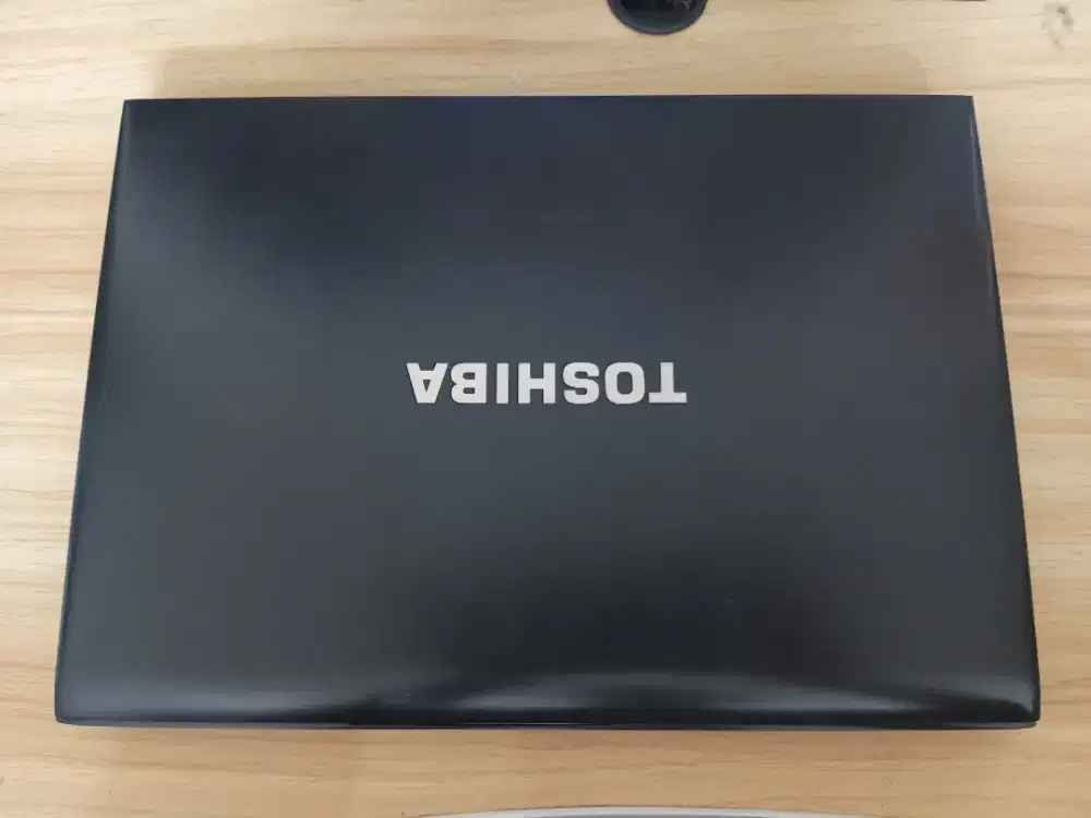 Mulus - Laptop Toshiba Portege R700 Core i5 Ram 8GB/500GB
