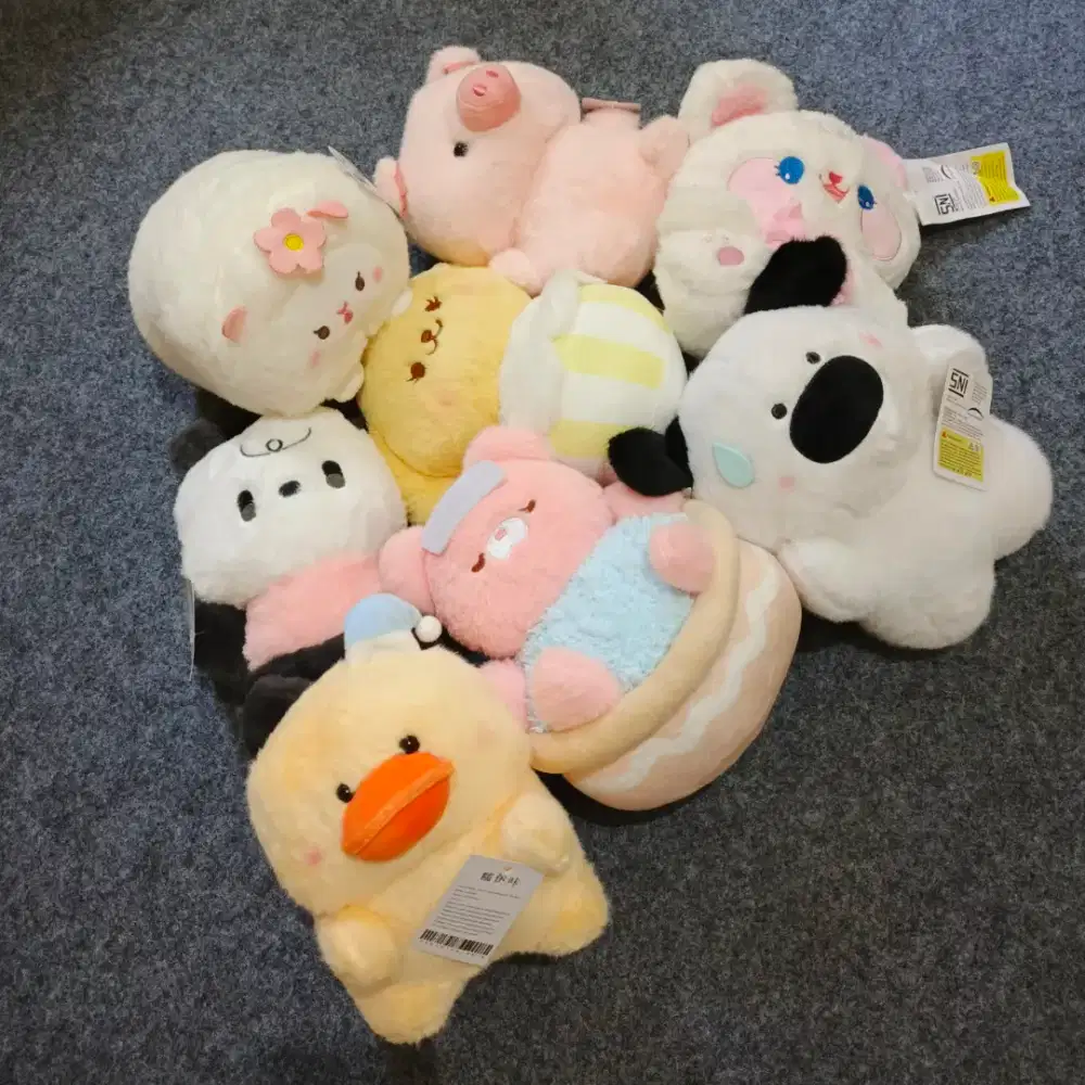 Boneka kondisi baru